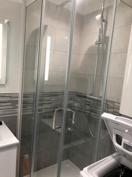 Petite Endroit Splendide. Apartment Six-Fours-les-Plages Bagian luar foto